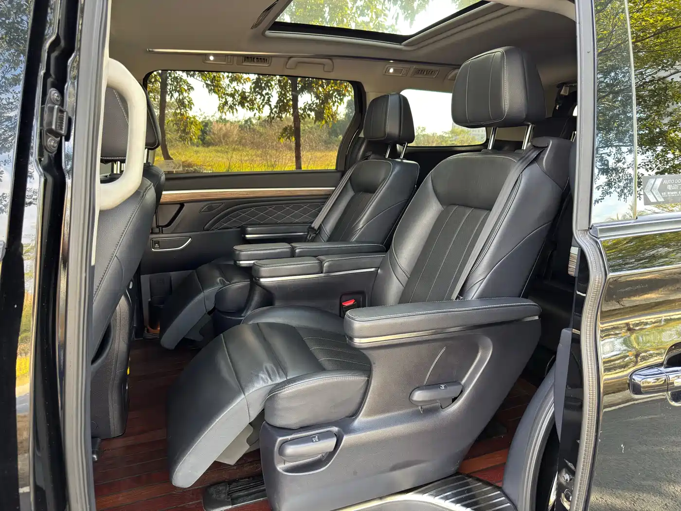 GAC Trumpchi Trumpchi M8 2020 Pilot 390T Ultimate Edition фото 7
