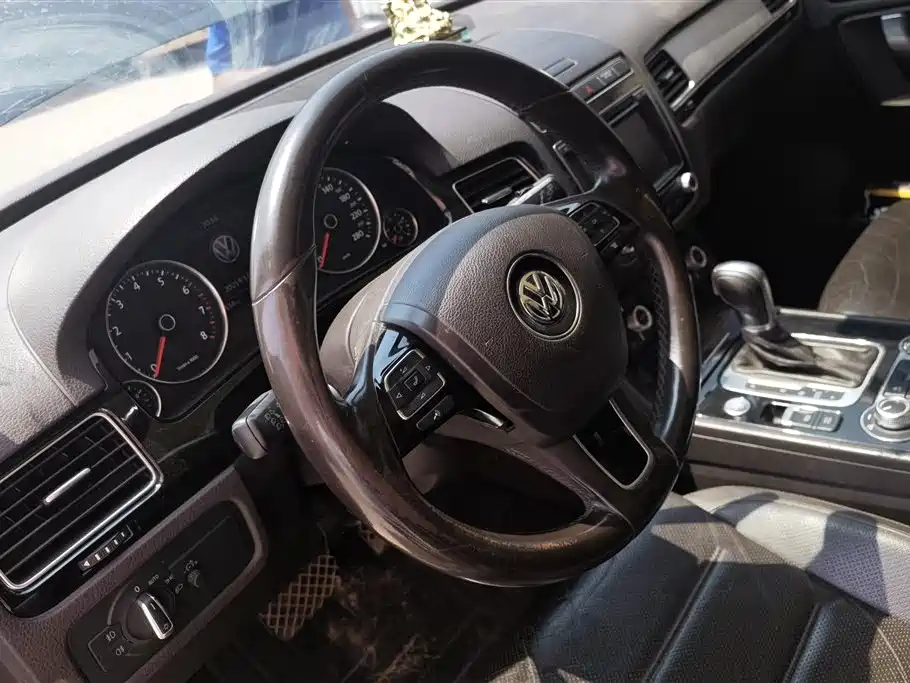 Volkswagen Touareg 2017 3.0TSI Explorer Edition фото 15