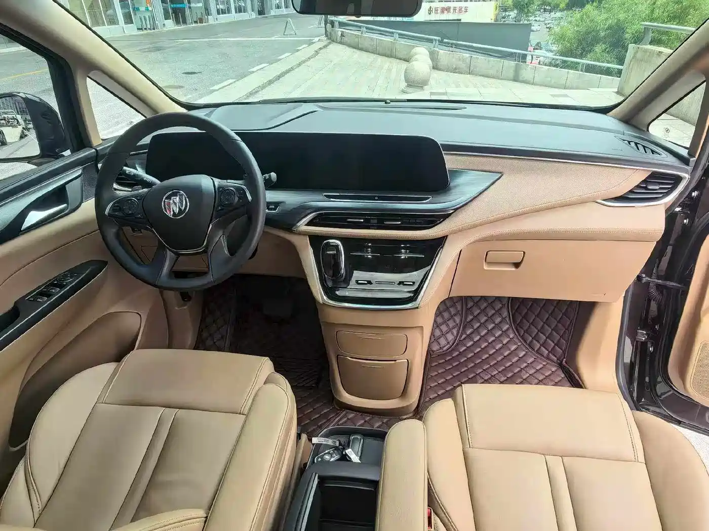 Buick GL8 2021 ES Landlord 653T Premium фото 6
