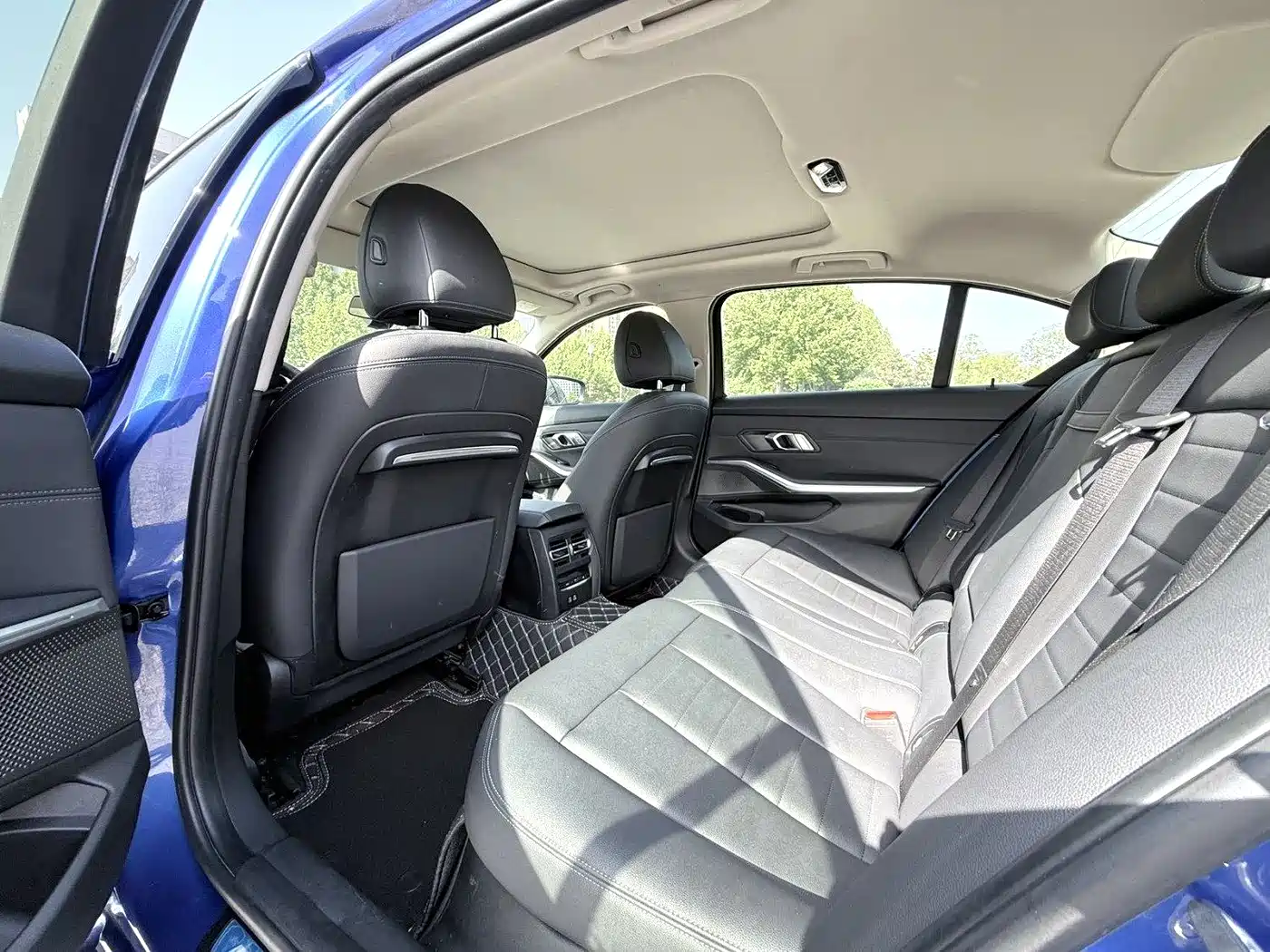 BMW 3 Series 2020 Facelift 325Li Launch Edition фото 8