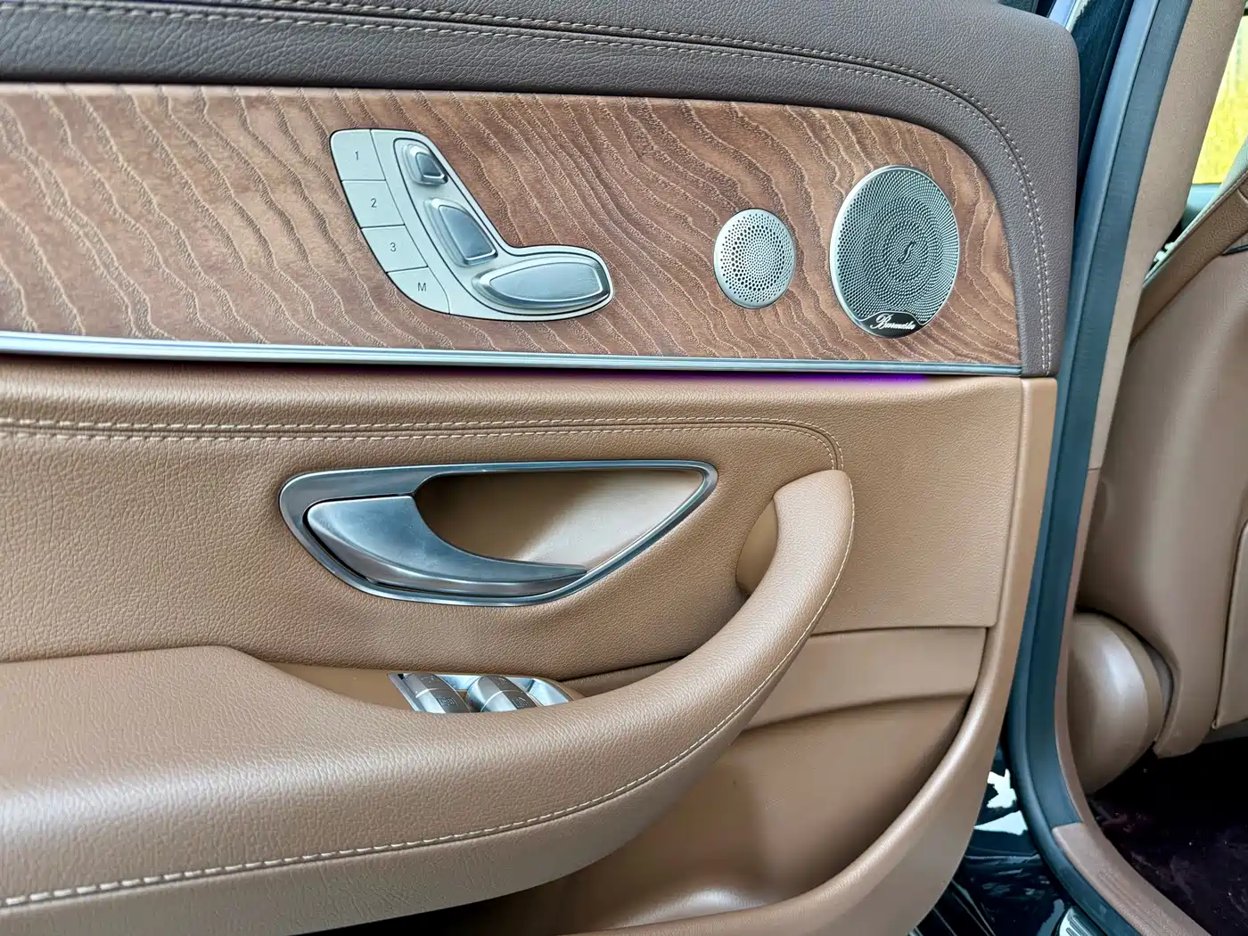 Mercedes-Benz E-Class 2022 Facelift III E 300 L Luxury фото 9