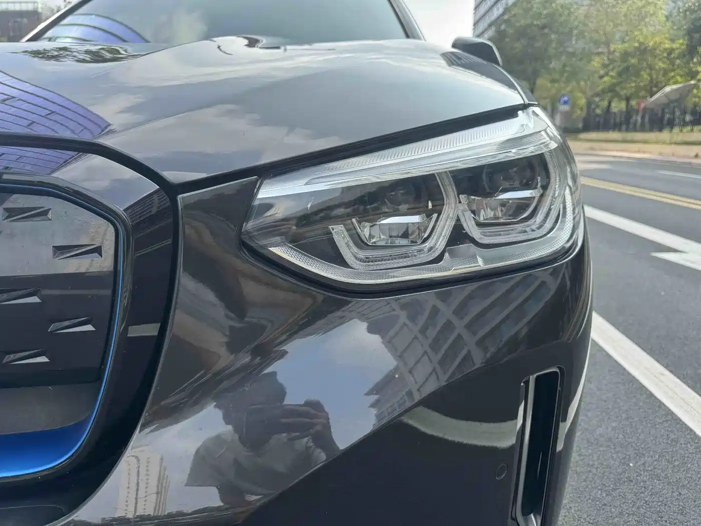 BMW iX3 2021 Leading фото 23