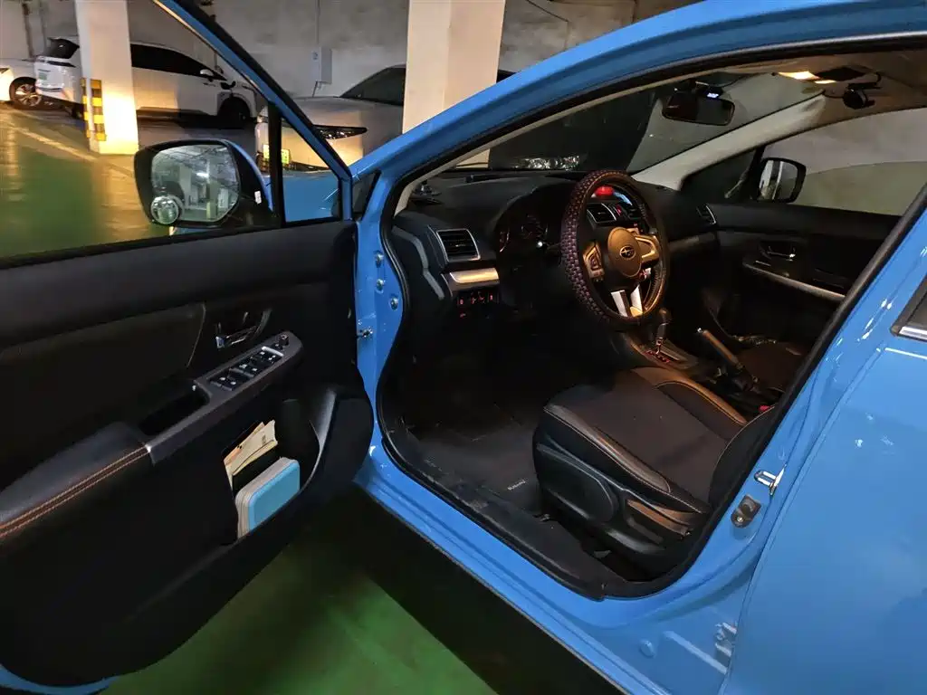 Subaru XV 2016 Model 2.0i Comfort Navigation Edition фото 14