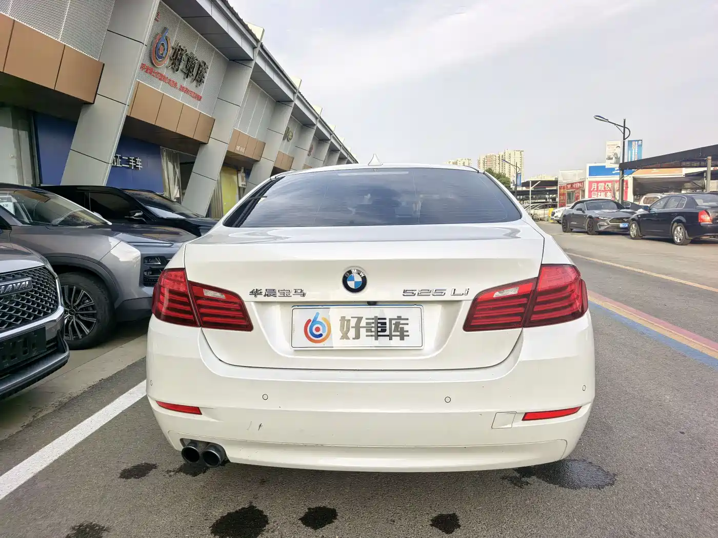 BMW 5 Series 2014 525Li Leading фото 5