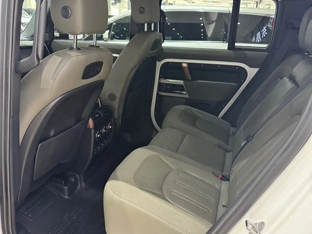 LAND ROVER GUARD