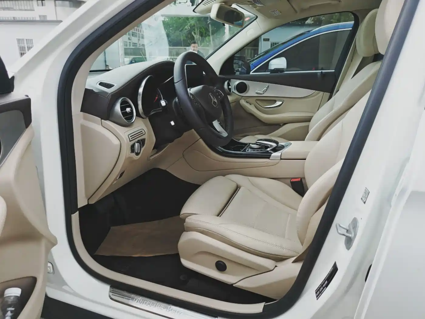 Mercedes-Benz GLC 2016 GLC 200 4MATIC фото 6