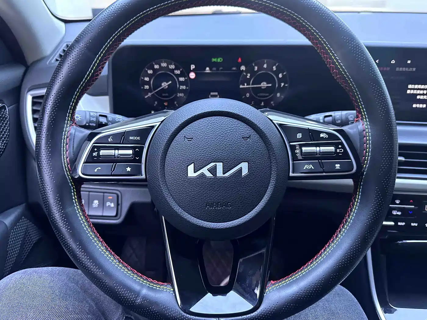 Kia Seltos 2023 1.5L CVT Premium Edition фото 14