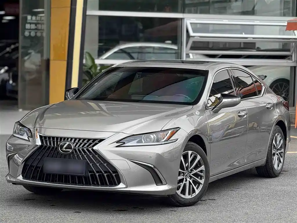 Lexus ES 2021 200 Excellence Edition