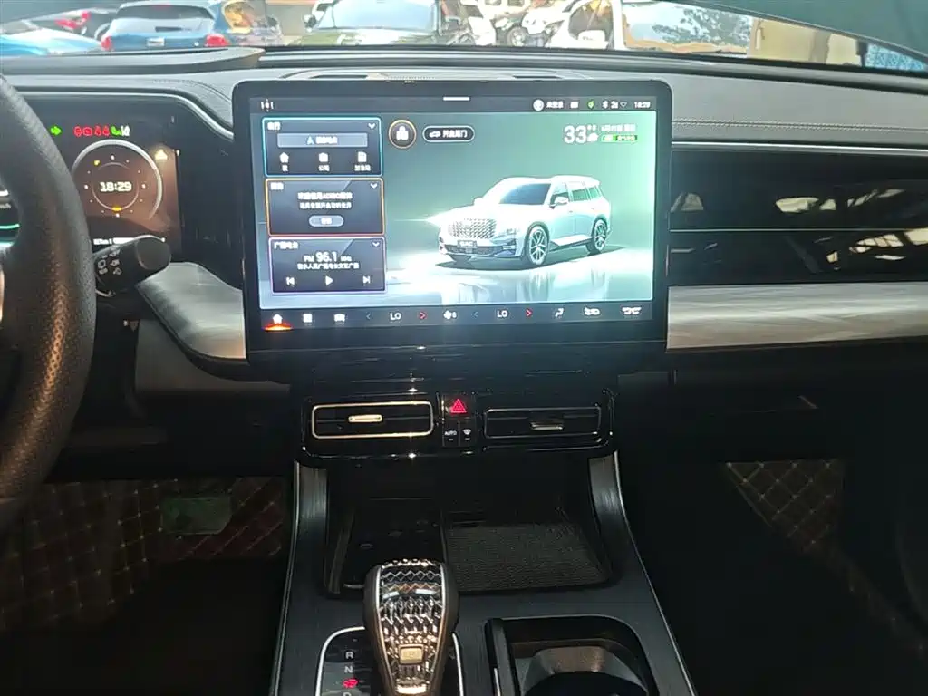 GAC Trumpchi Trumpchi GS8 2022 Pilot Series 2.0TGDI 2WD Premium Edition (6-Seater) фото 13