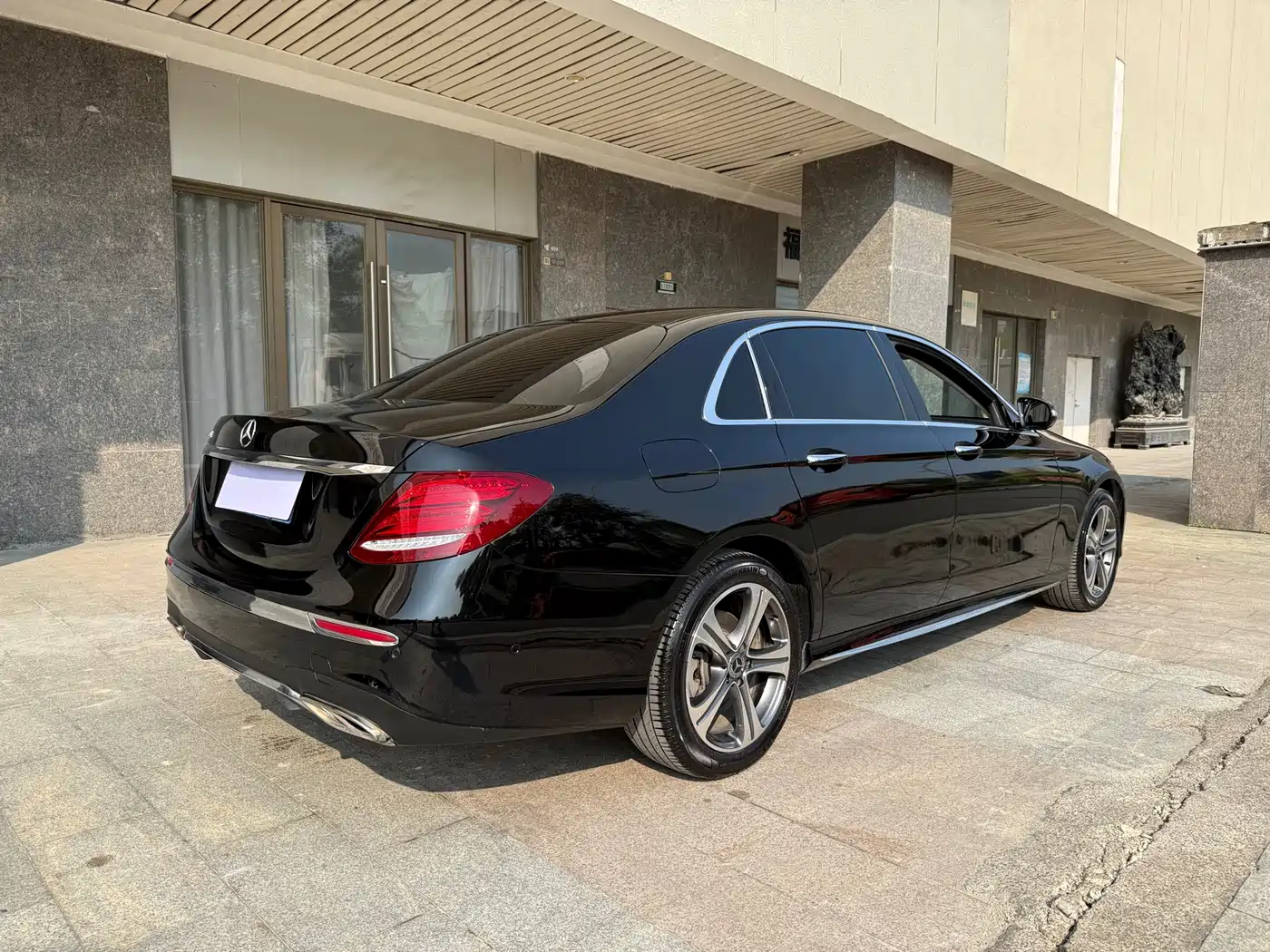 Mercedes-Benz E-Class 2019 E 200 L Sport фото 7