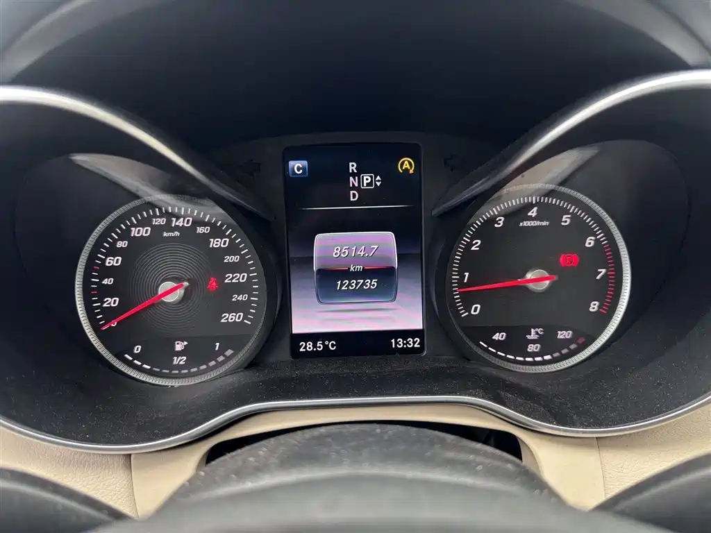 Mercedes-Benz C-Class 2015 C 180 L Sport фото 6