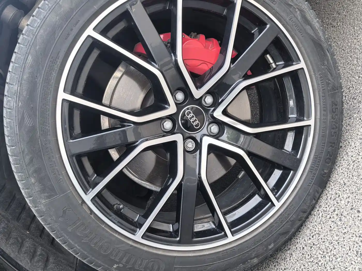 Audi Q5L 2024 Model 45 TFSI Luxury Dynamic фото 6