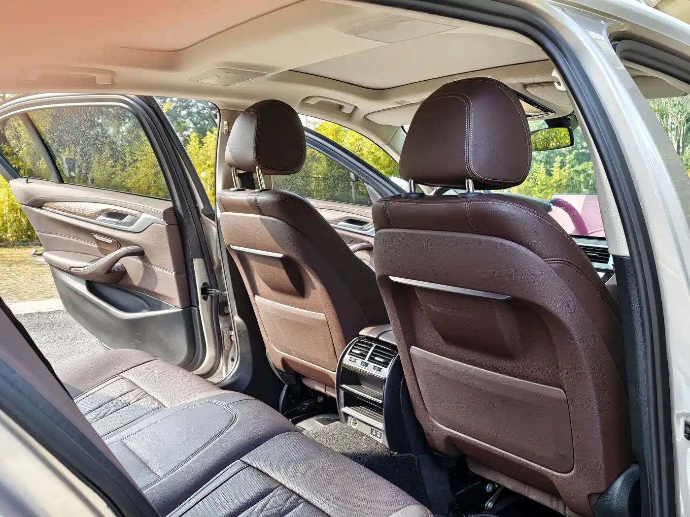 BMW 5 Series 2021 530Li Leading Luxury Package фото 9
