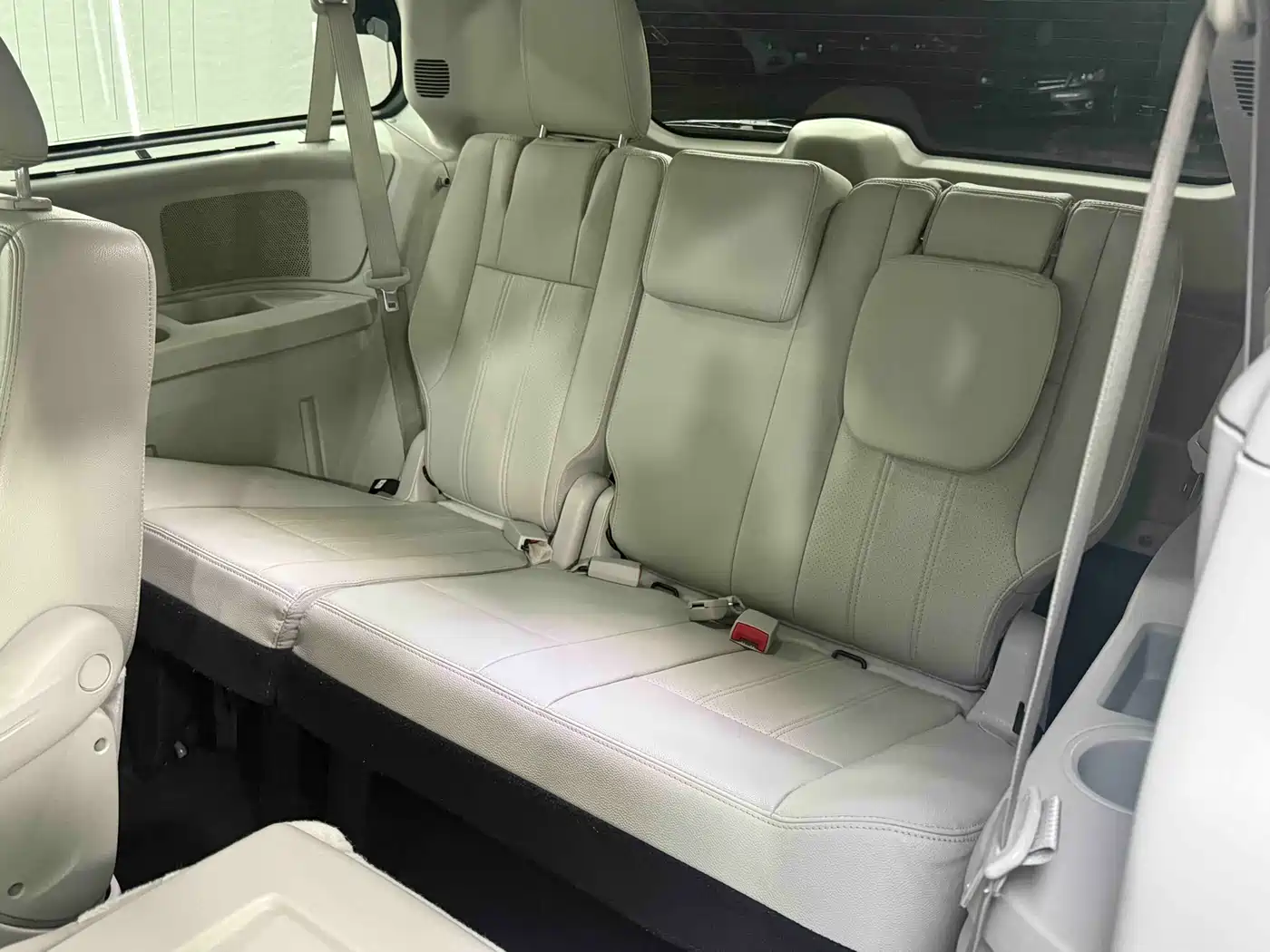 Chrysler Grand Voyager (Import) 2014 2013 3.6L Luxury Edition