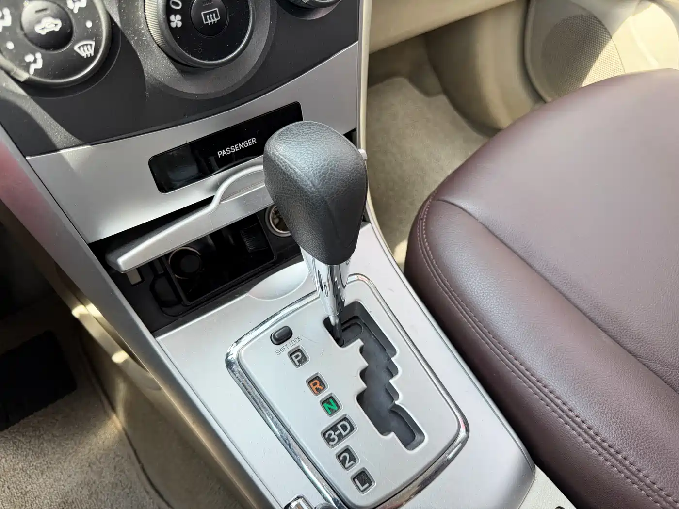 Toyota Corolla 2013 Special Edition 1.6L Auto Ultimate Cool GL фото 10