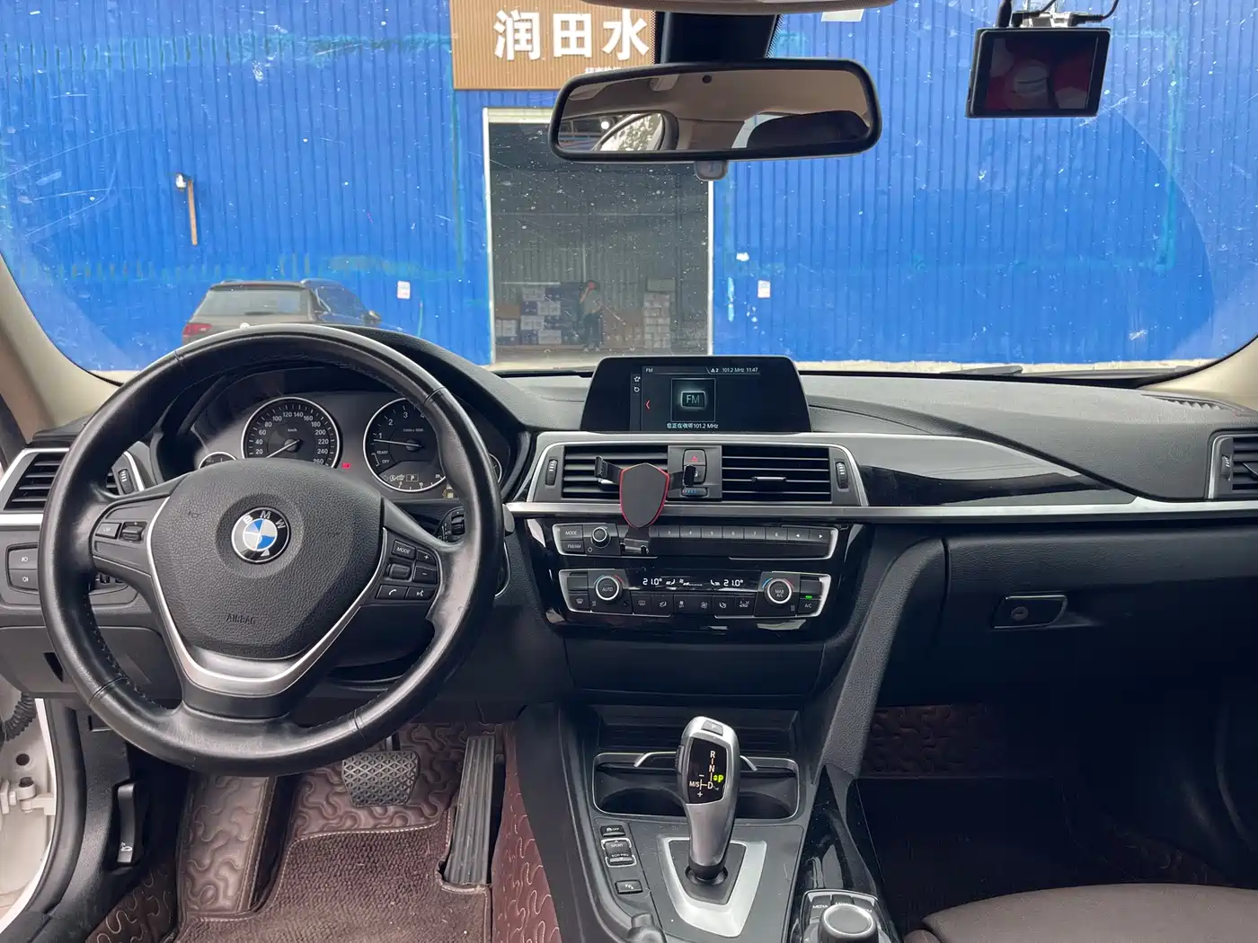BMW 3 Series 2018 320Li Fashion Style фото 9