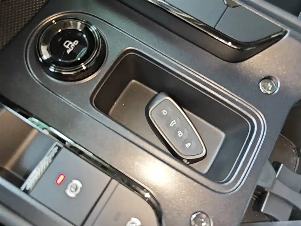Haval Menglong 2025 2.0T 4WD Ultra фото 17