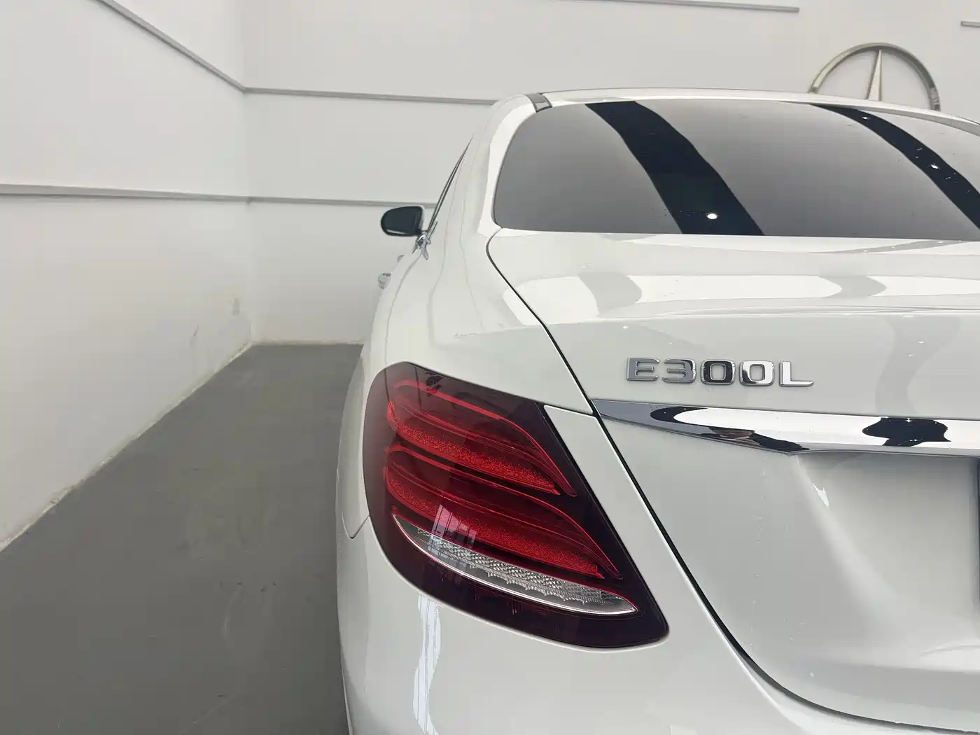 Mercedes-Benz E-Class 2016 E 300 L Sport Fashion Type фото 9