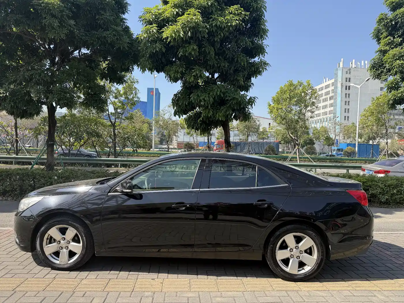 Chevrolet Malibu 2012 2.0L Automatic Comfort Edition фото 9