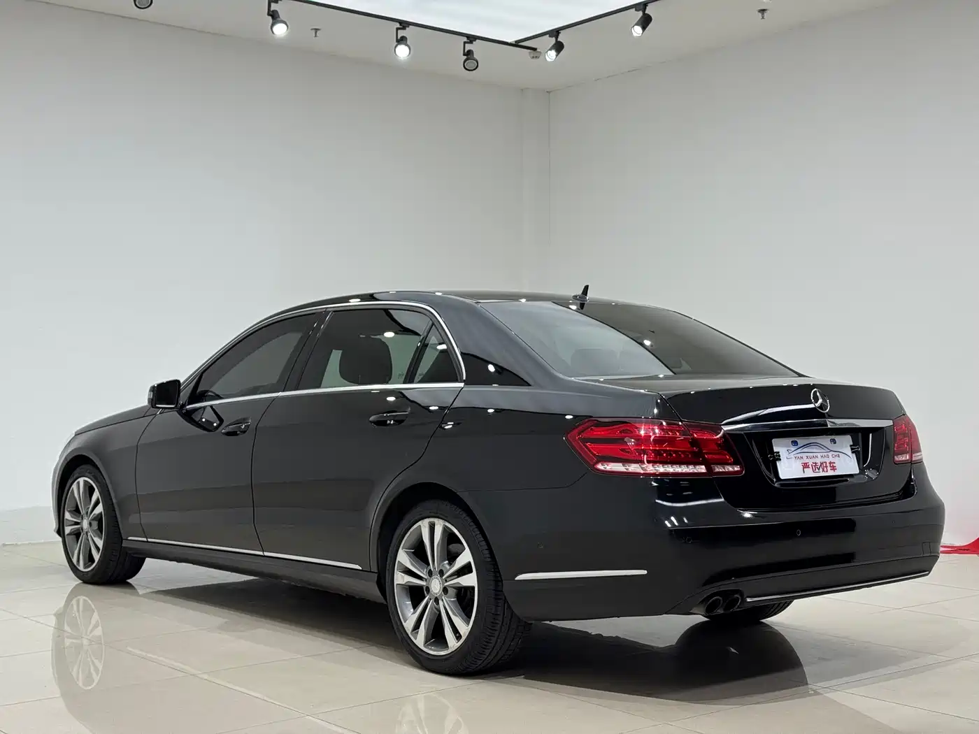 Mercedes-Benz E-Class 2014 E 260 L Sport фото 4