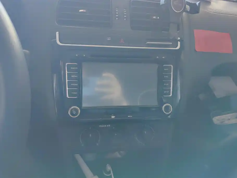 Volkswagen Polo 2016 1.4L Manual Trend фото 13