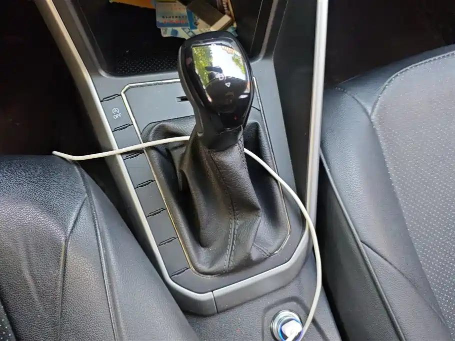Volkswagen Polo 2023 Facelift Plus 1.5L Auto Joyful Living Edition фото 16