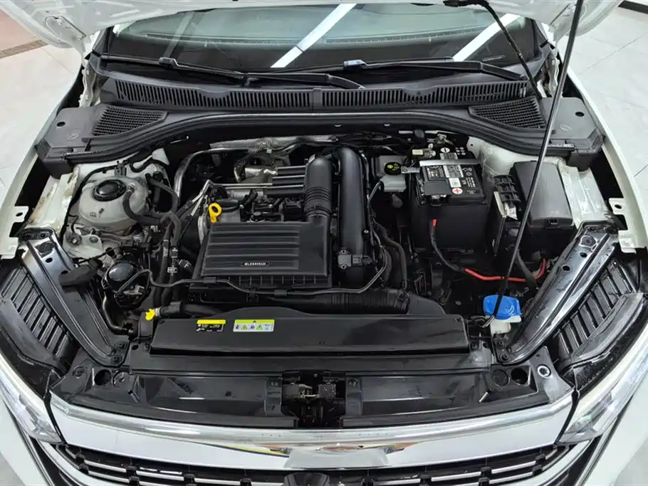 Volkswagen Sagitar 2023 Model Year 200TSI DSG Surpass Edition фото 10