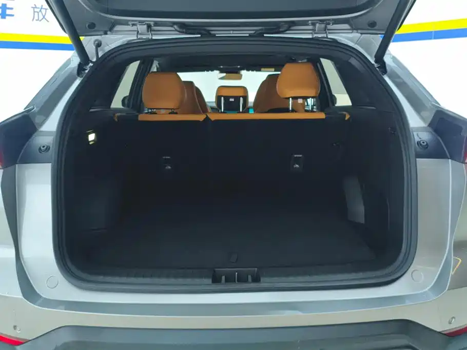 Geely Galaxy Galaxy L7 2023 1.5T 115km Starship фото 4