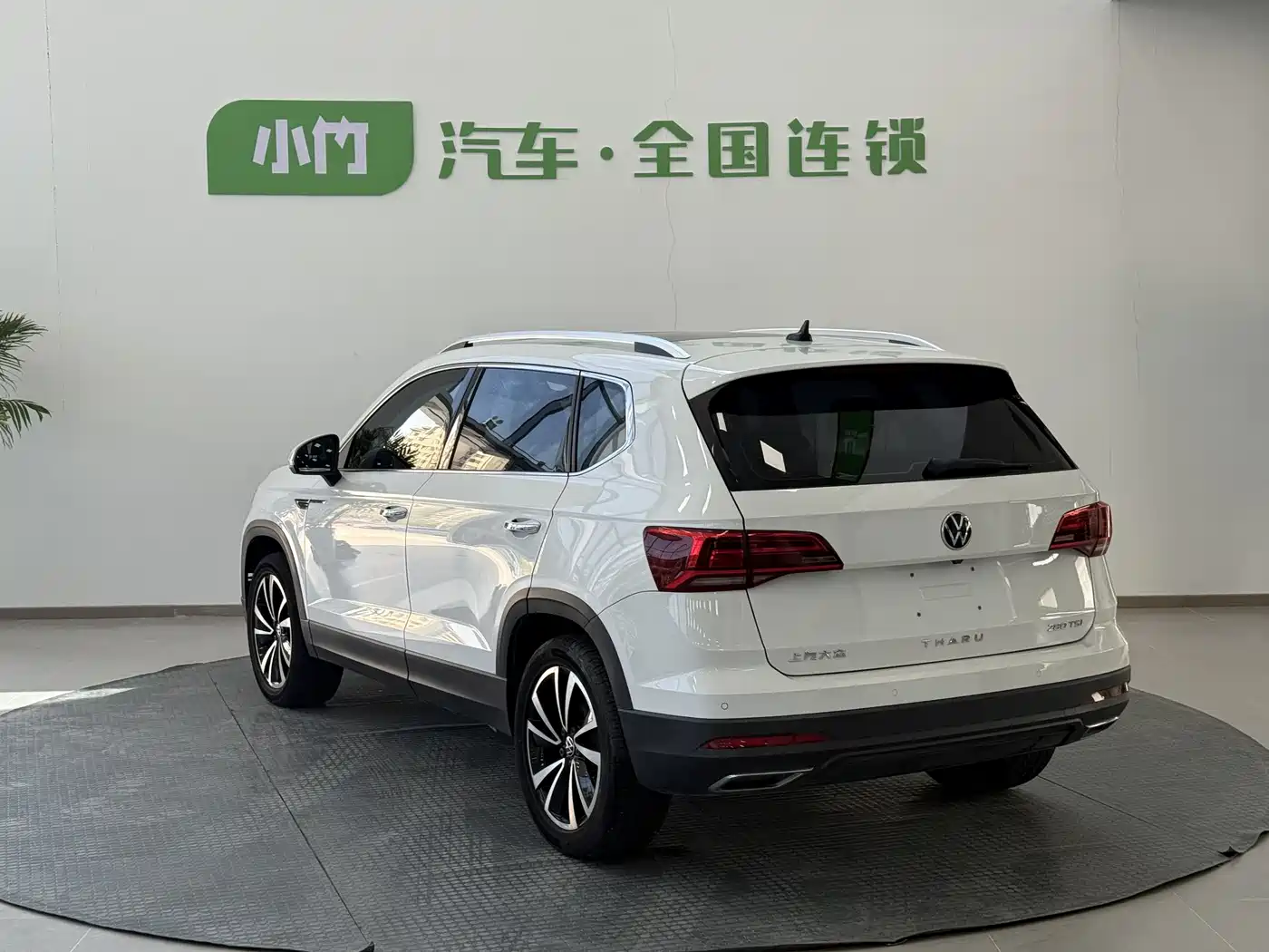 Volkswagen Tharu 2021 280TSI 2WD Luxury Plus фото 3