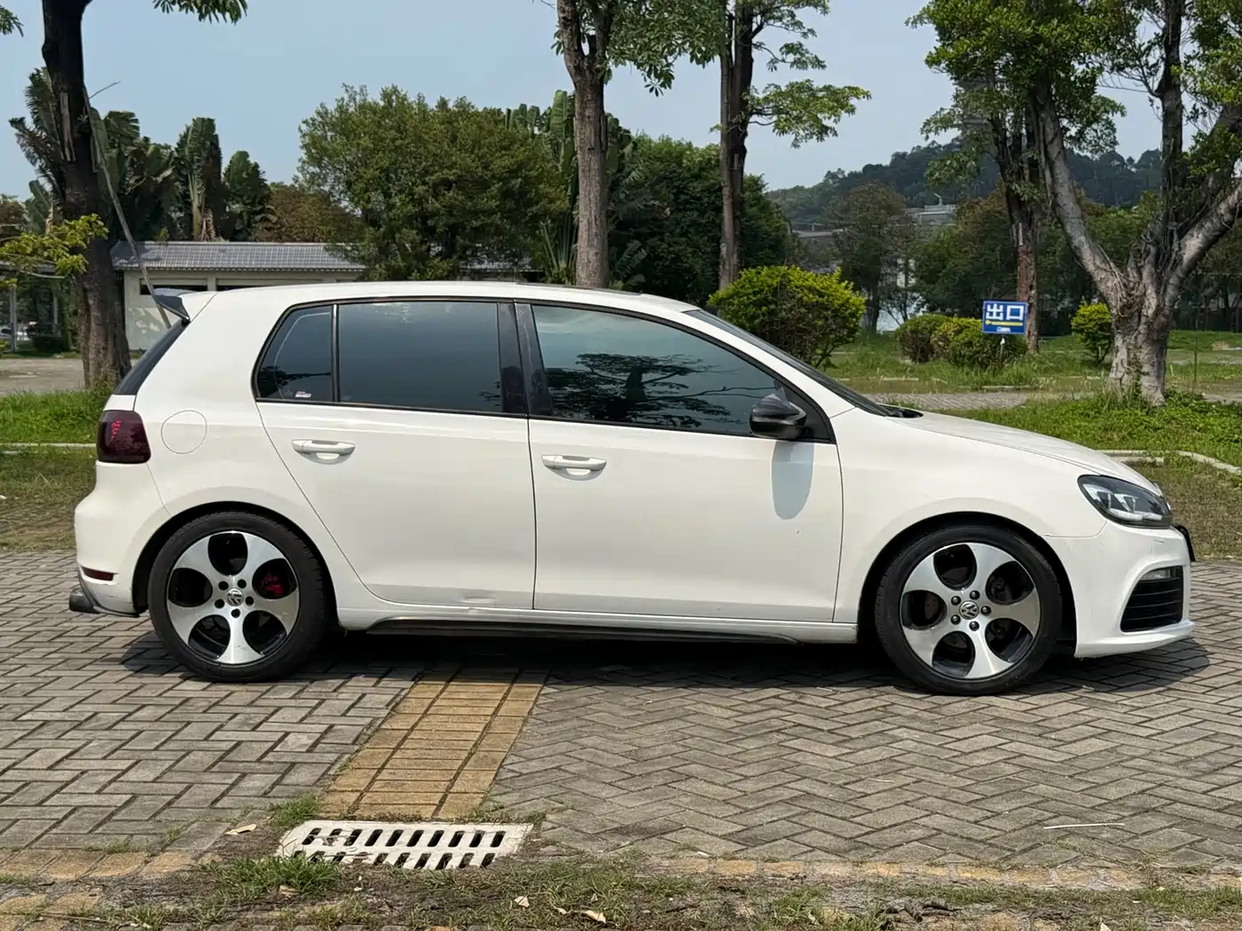Volkswagen Golf GTI 2012 2.0TSI GTI фото 4