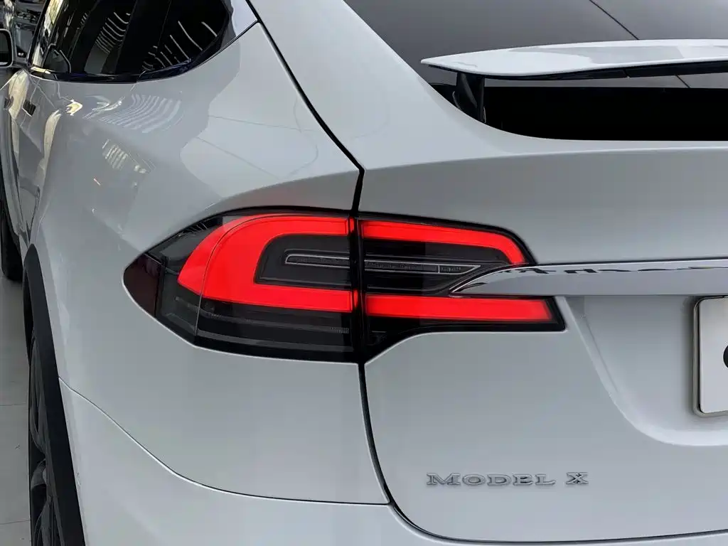 Tesla Model X 2016 2016 Model X 90D