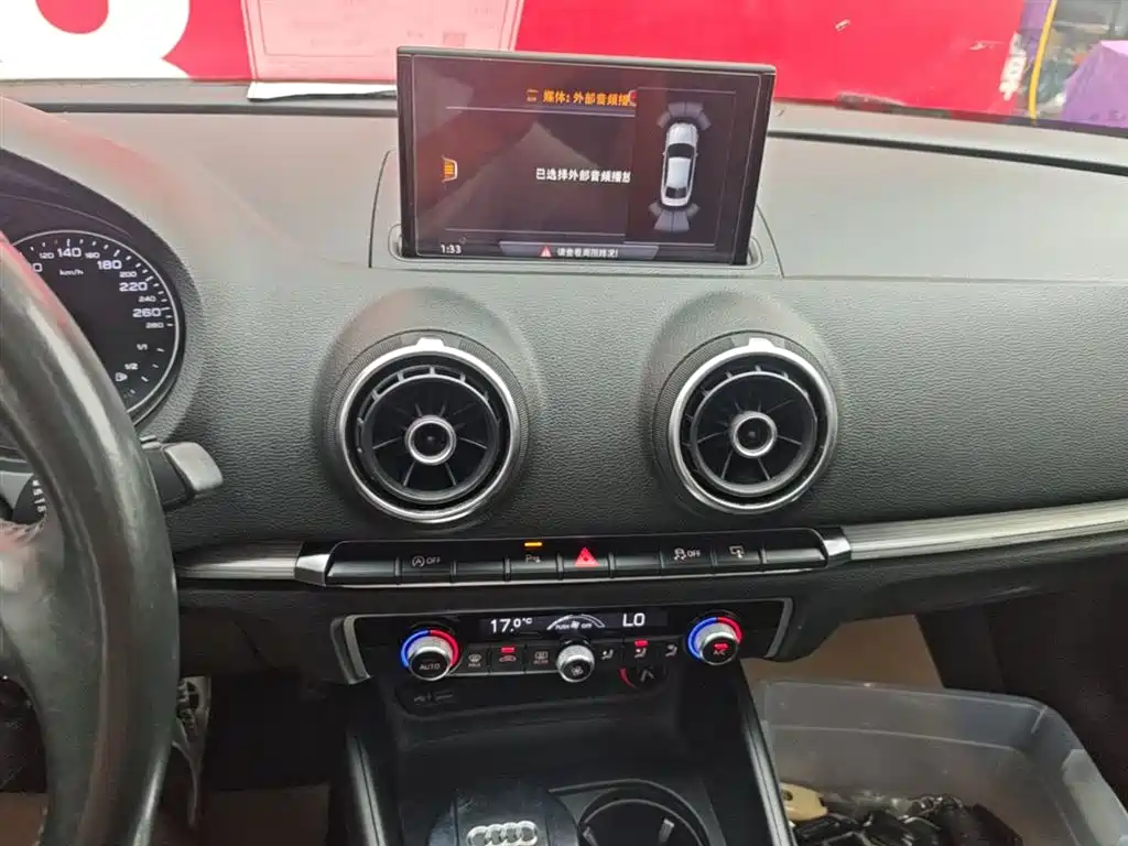 Audi A3 2014 Limousine 35 TFSI Auto Comfort фото 13