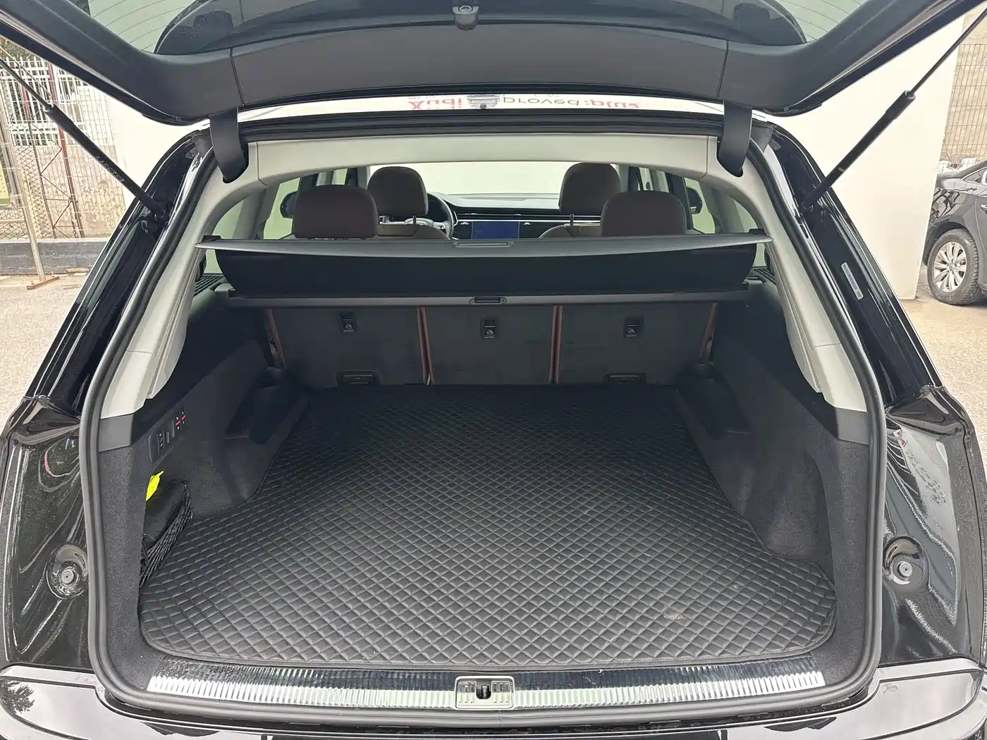 Audi Q7 2023 55 TFSI quattro S line Sport фото 6