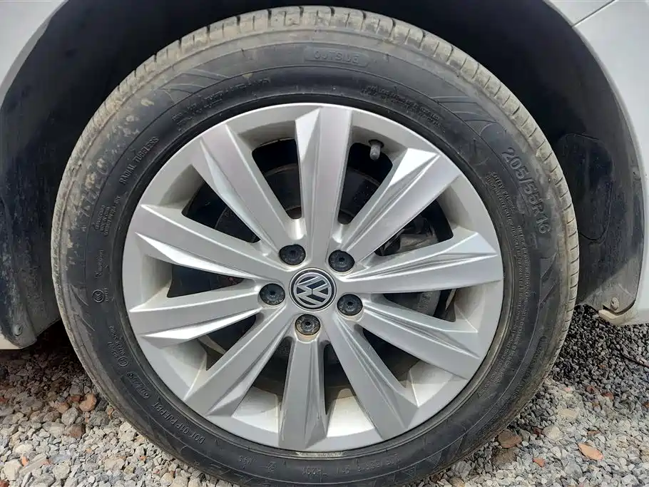 Volkswagen Bora 2019 Bora Legend 1.5L Automatic Fashion China V фото 6