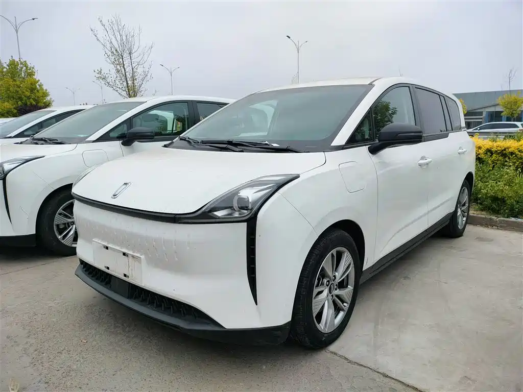 Besturn Bestune NAT 2023 PRO Comfort Travel Battery Swap Edition 401km