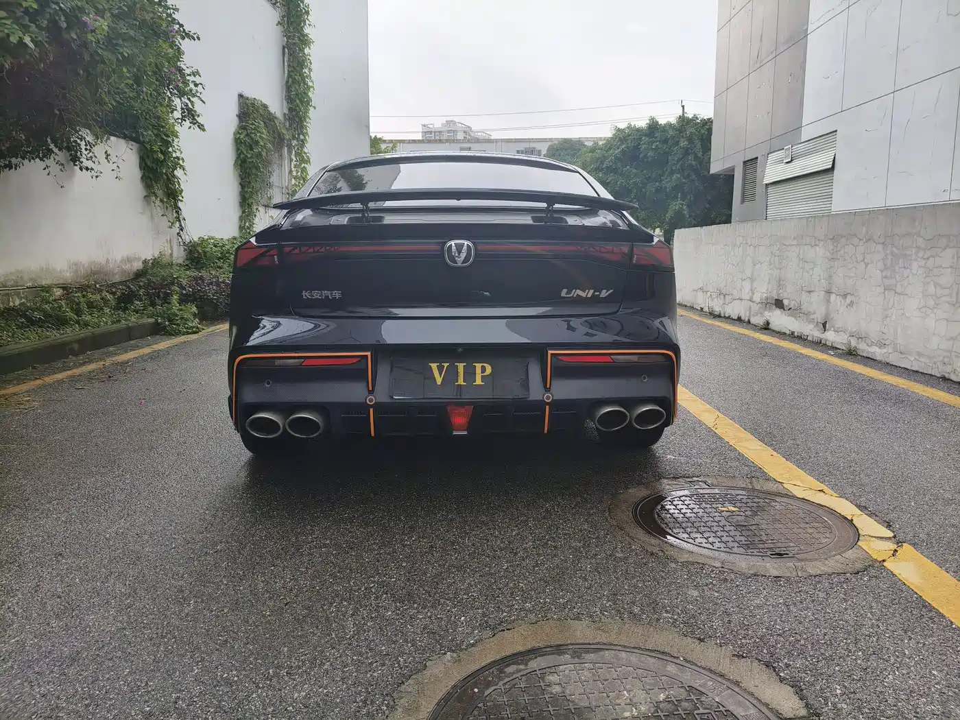CHANGAN UNI-V