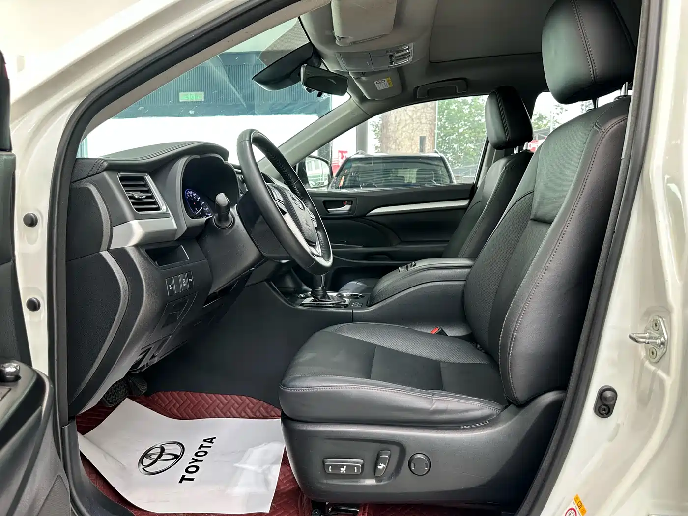 Toyota Highlander 2018 2.0T 4WD Luxury 7-seater (China V) фото 7