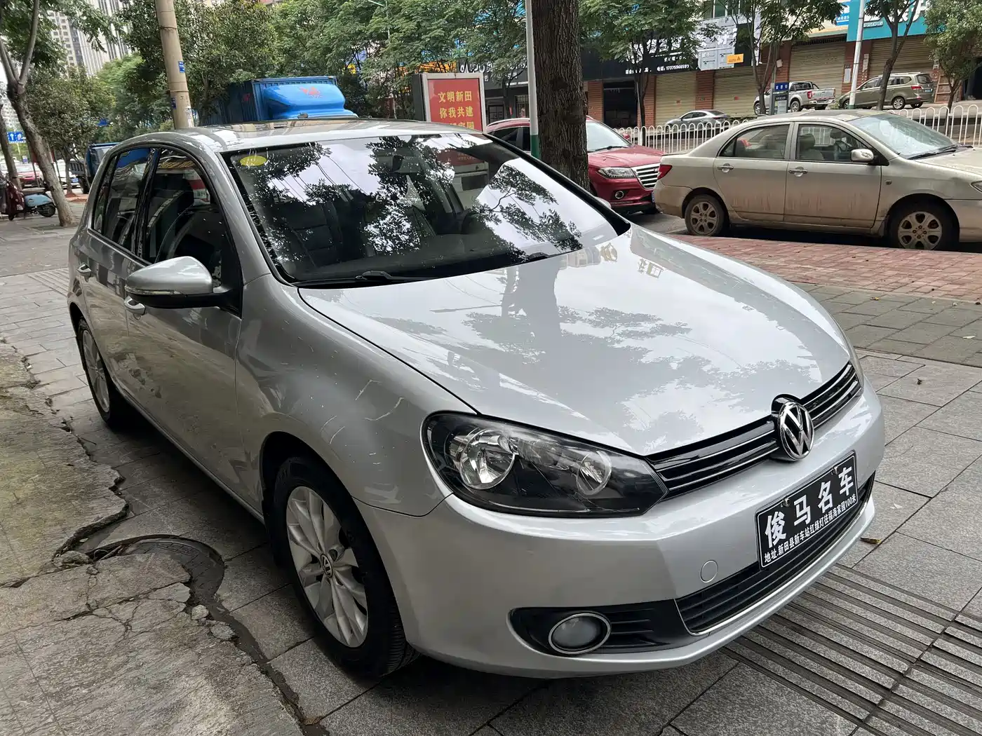 Volkswagen Golf 2012 1.6 Automatic Comfort Type фото 3