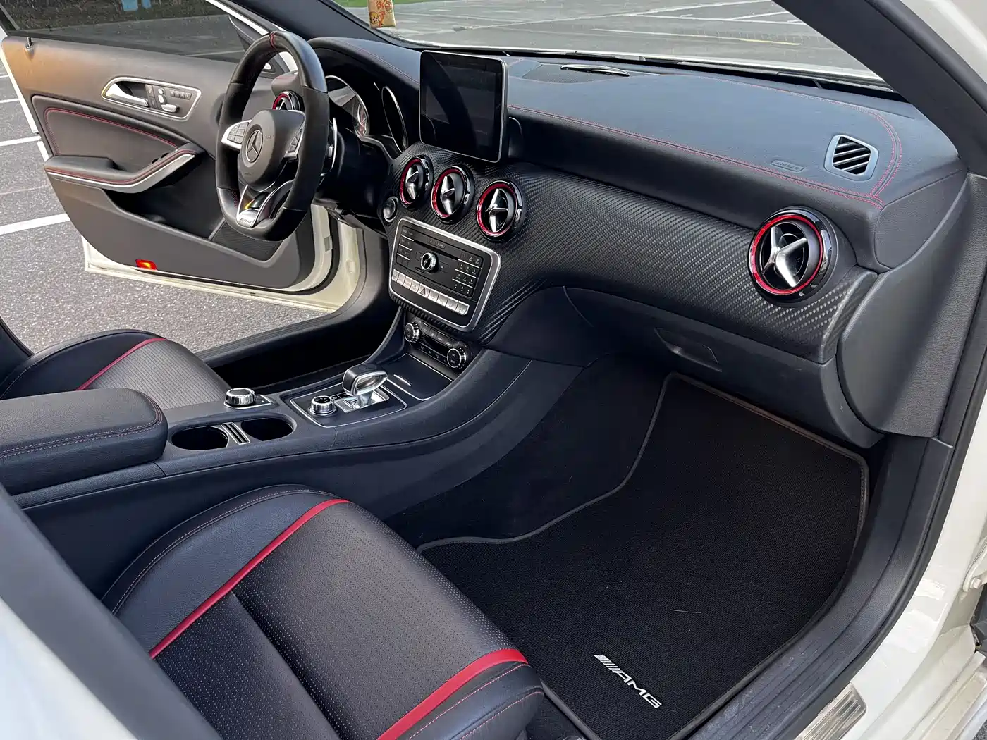 Mercedes-Benz A-Class AMG (Import) 2016 AMG A 45 4MATIC фото 9