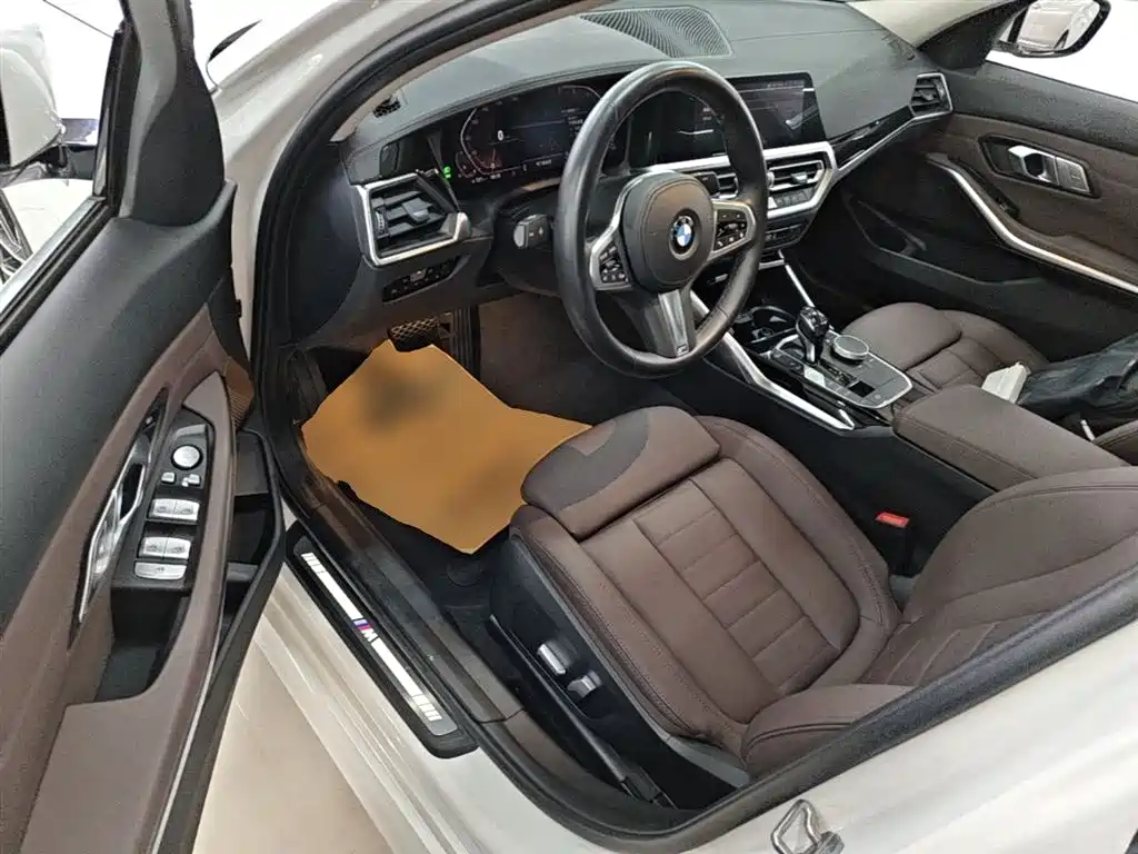 BMW 3-SERIES