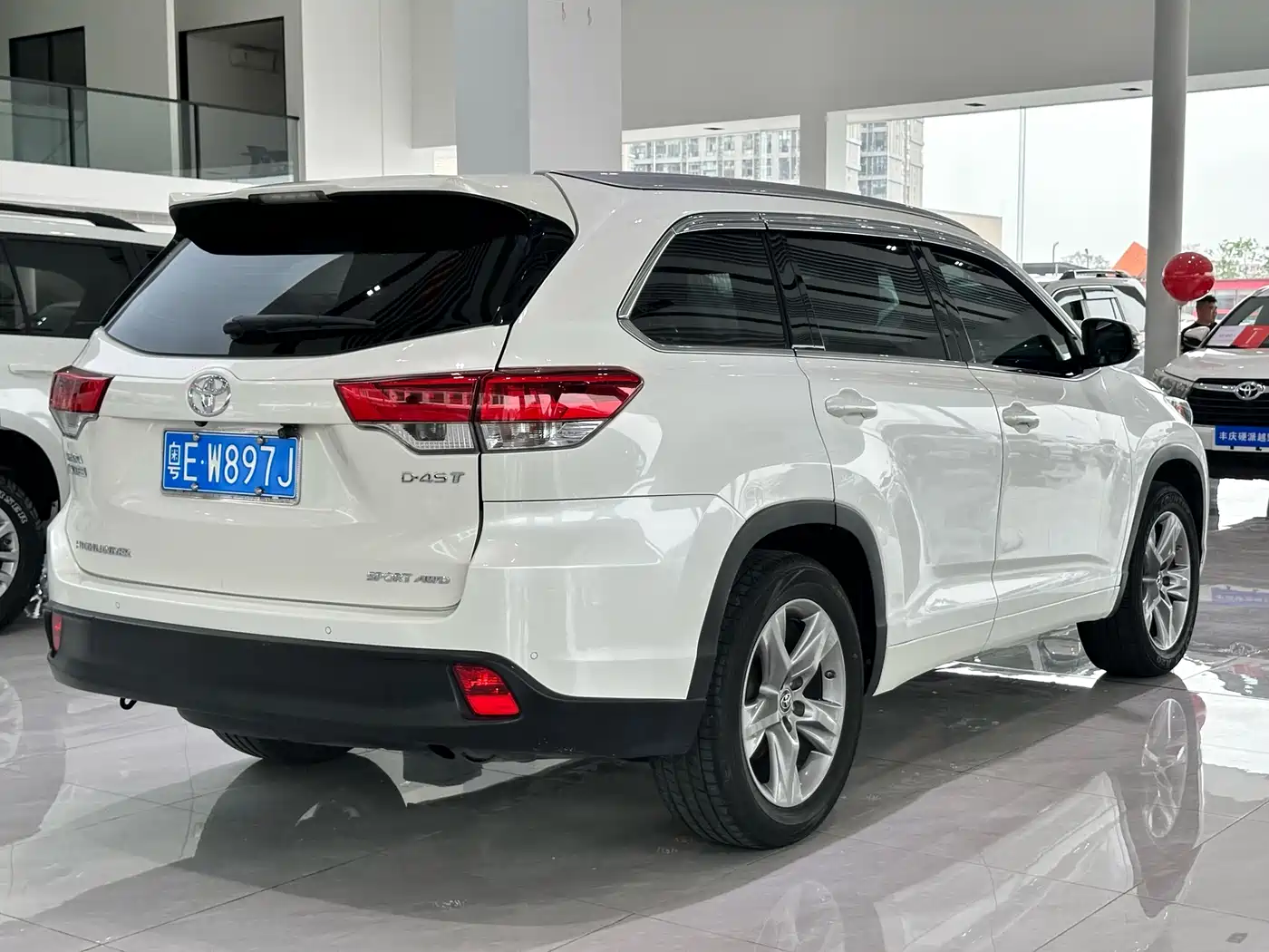 Toyota Highlander 2018 2.0T 4WD Luxury 7-seater (China V) фото 4