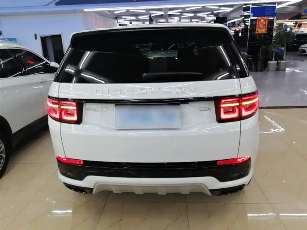 Land Rover Discovery Sport 2025 249PS Performance Tech Edition фото 6