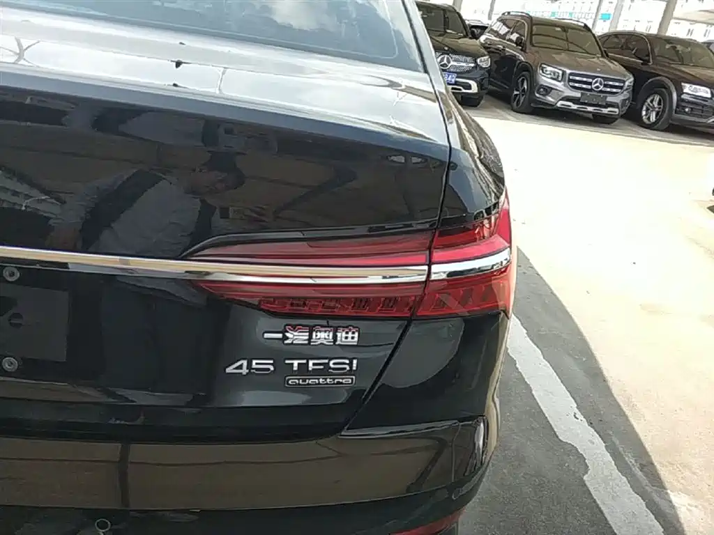 Audi A6L 2023 45 TFSI quattro Premium Dynamic фото 8