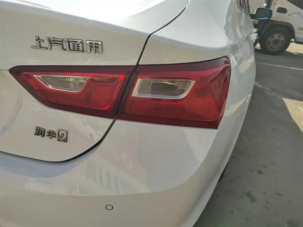 Chevrolet Malibu XL 2018 530T Auto RuiChi Edition фото 8
