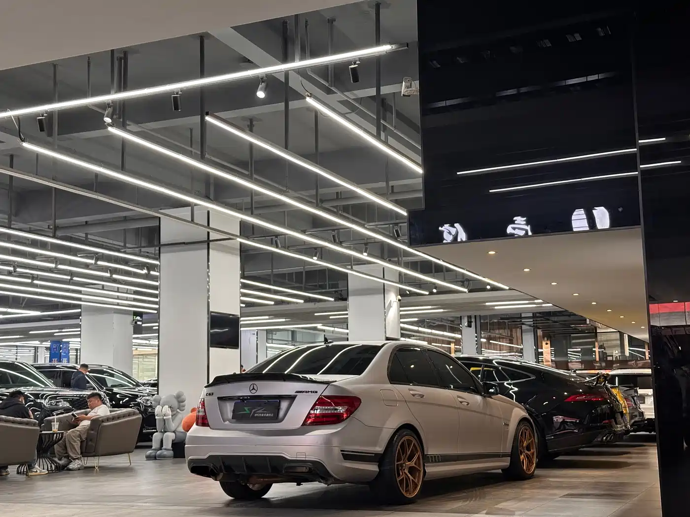 Mercedes-Benz C-Class AMG 2009 AMG C 63 Dynamic фото 16