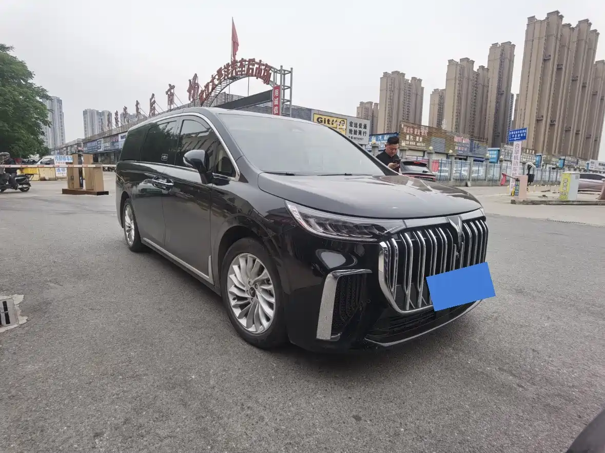 Voyah Auto Voyah Dreamer 2022 Low-carbon Dream+Smart Package фото 3