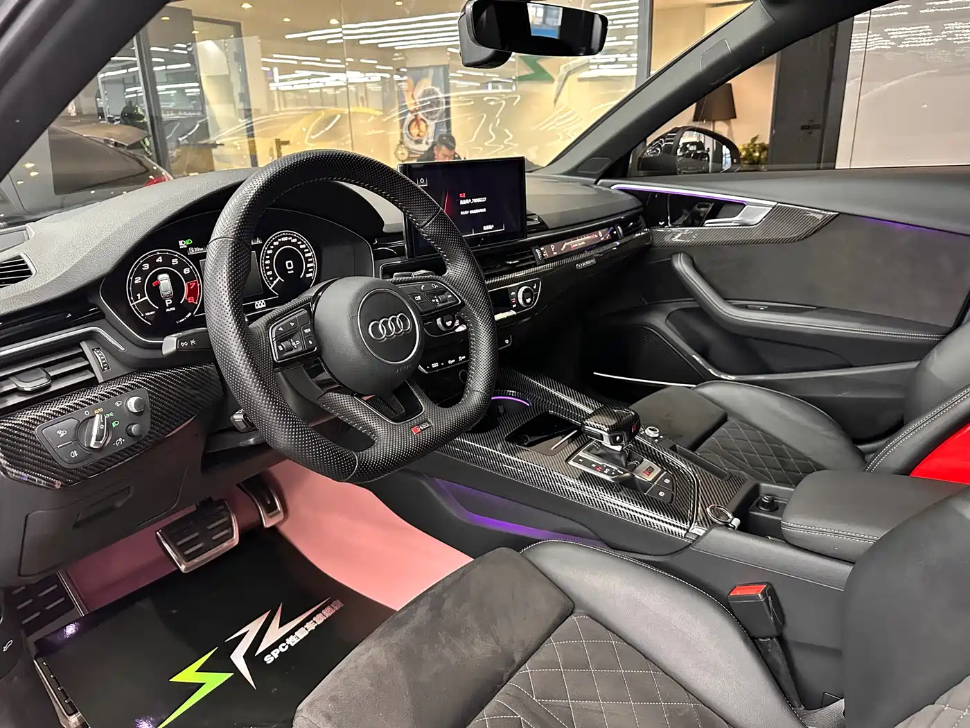 Audi RS 4 2021 RS4 Avant Dark Gold Edition фото 5