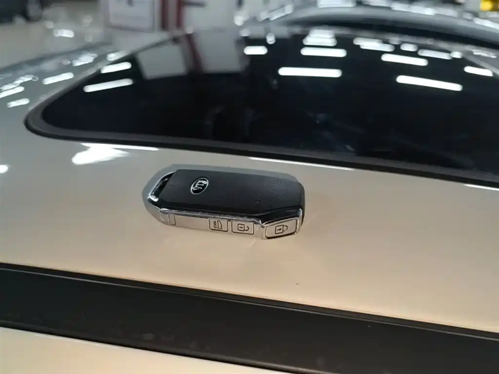 Kia K3 2019 1.5L CVT Smart Connect Edition фото 9