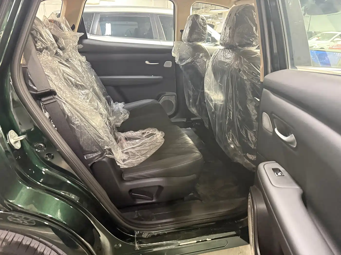 Landian E5 PLUS 2026 165km Long Range First Edition Max 7-Seater фото 14