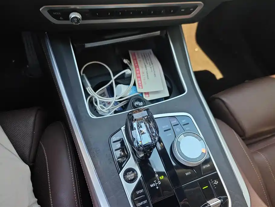 BMW X5 (Import) 2020 xDrive40i Premium M Sport Package фото 16